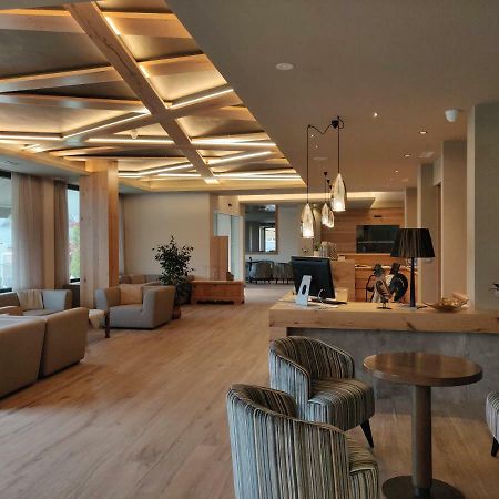 Hotel Ambassador เลวิโกแตร์เม ภายนอก รูปภาพ