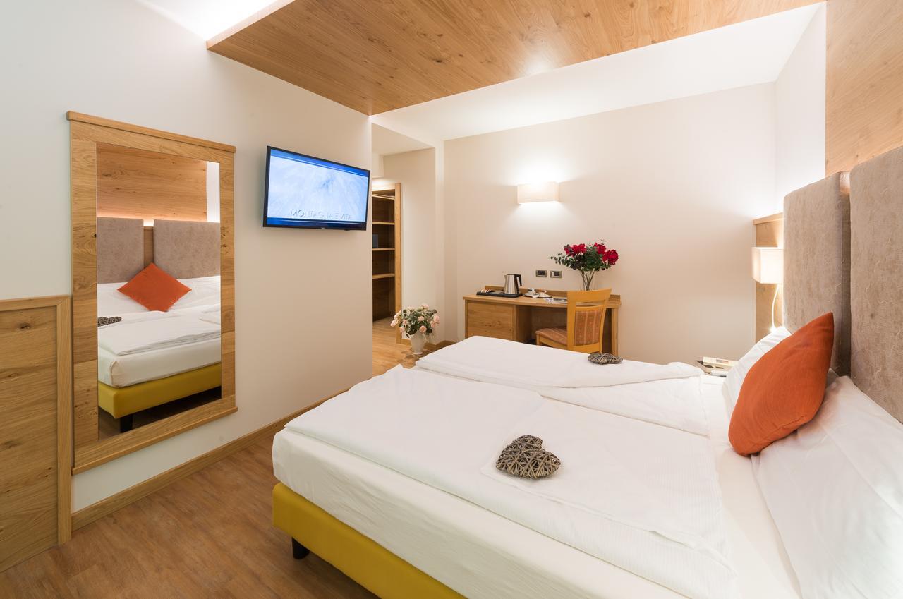Hotel Ambassador เลวิโกแตร์เม ภายนอก รูปภาพ